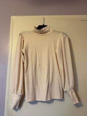 LOFT Cream Turtleneck Long Sleeve Top